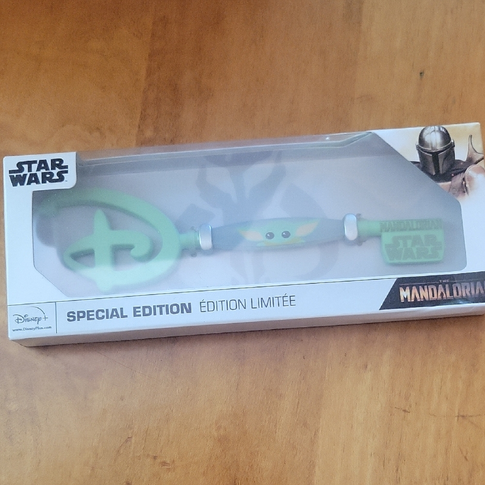 Star Wars Mandalorian Special Edition Key